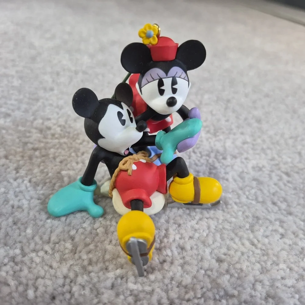 Hallmark 1997 Mickey & Co. 